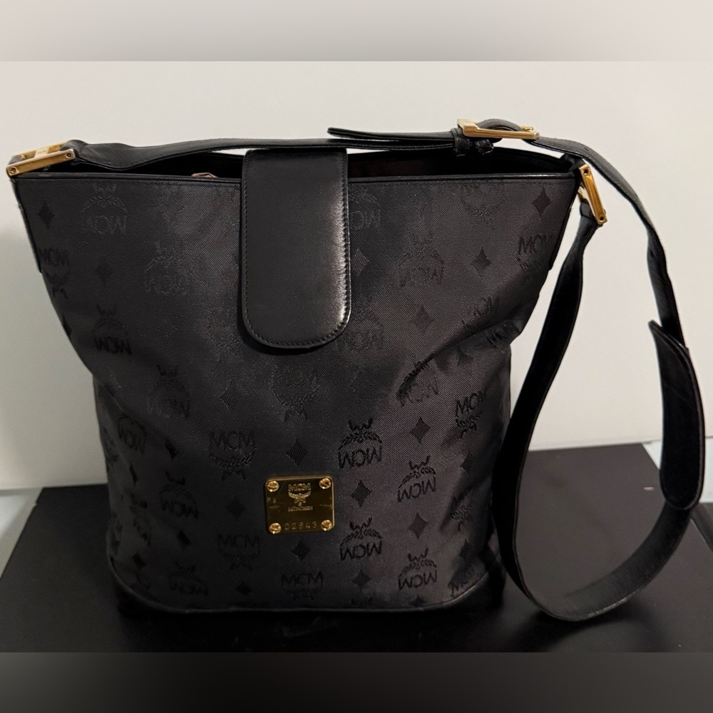 MCM Black Monogram and Leather shoulder Bag! With COA - Picture 2 of 10